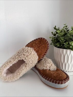 Tory Burch Chestnut Suede Shearling-Trim Slip-On Slippers